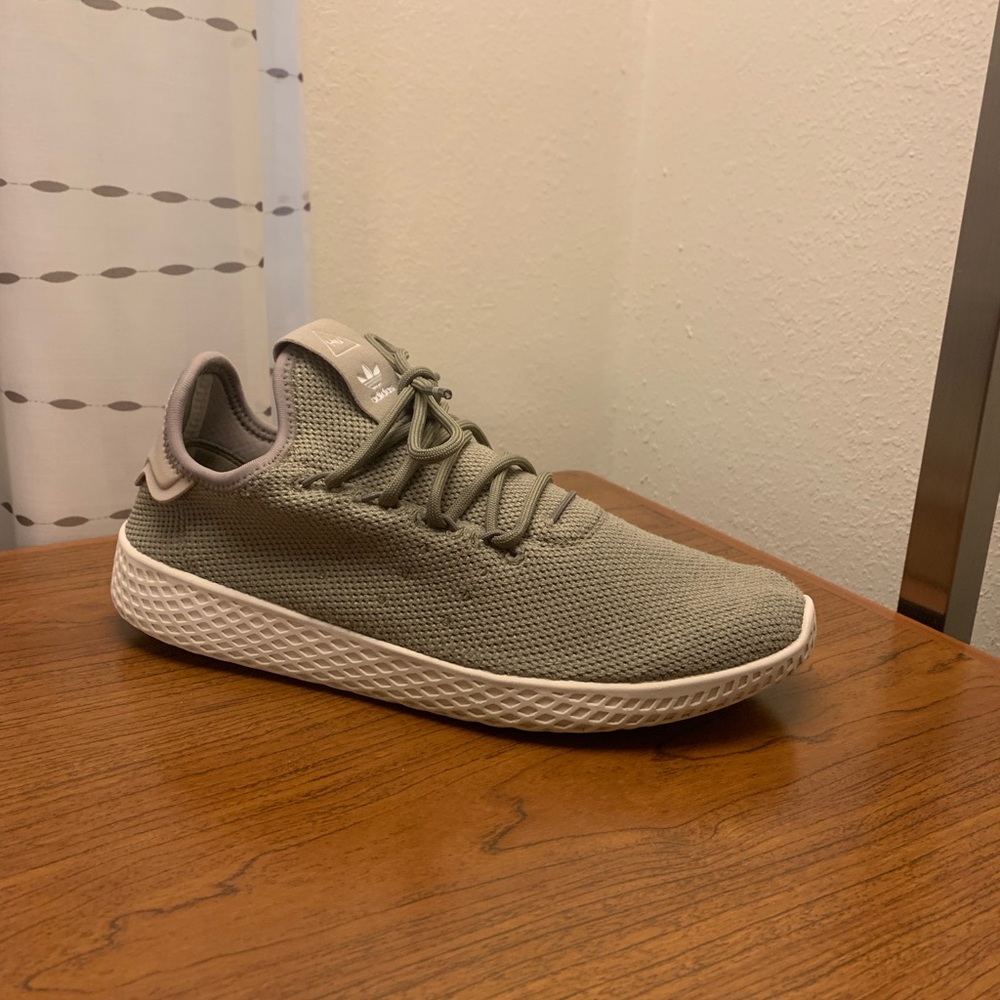 Pharell Williams adidas sneakers!